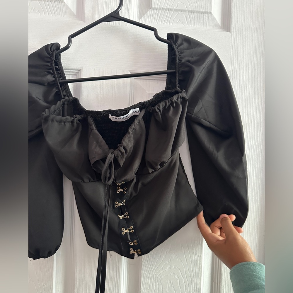 Colombian long sleeve fashion top. Never worn